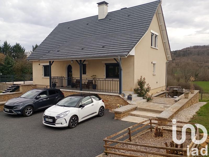 Maison - 157 m² - 7 pièces