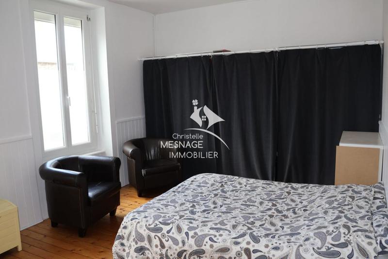 Demeure - 224 m² - 8 pièces