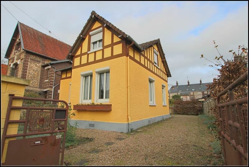 Maison - 76 m² - 4 pièces