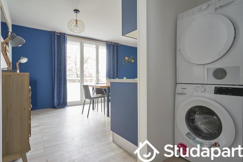 Chambre - 10 m² - 1 pièce