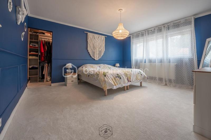 Maison - 166 m² - 8 pièces