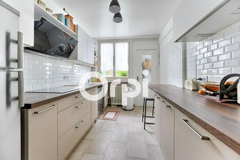 Appartement - 86 m² - 4 pièces