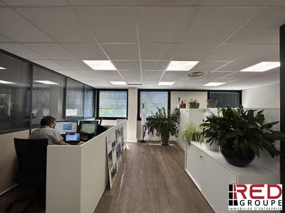 Bureau - 98 m²