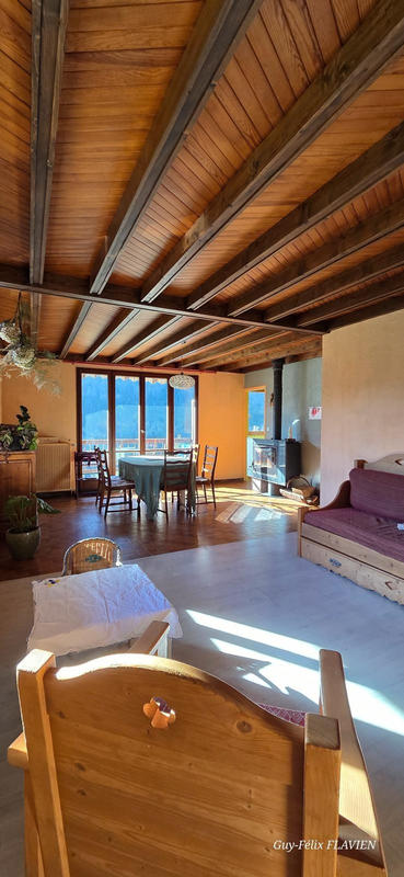 Maison - 267 m² - 7 pièces