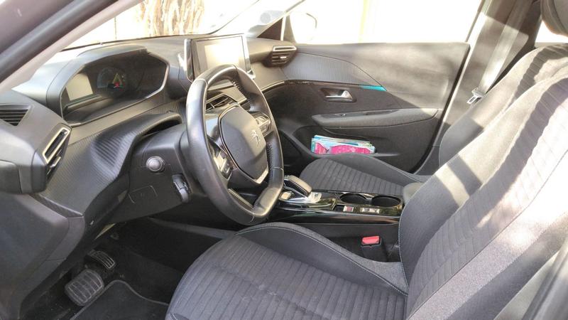 Peugeot E-208 136 100 kWh Allure