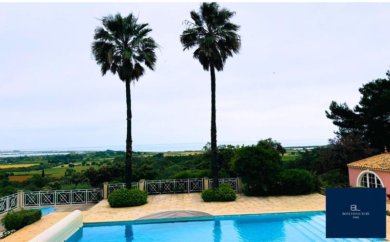 Bastide - 813 m² - 21 pièces