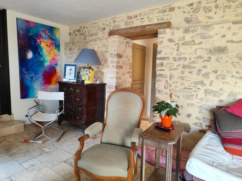 Mas - 273 m² - 17 pièces