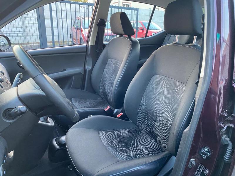 Hyundai i10 1.2 85cv Intuitive &amp; Style 1ere Main /Clim/Radars Ar/Radio