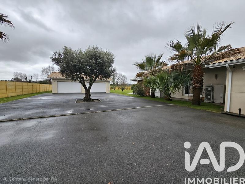 Maison - 251 m² - 5 pièces