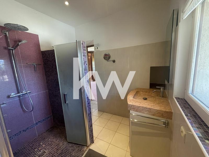 Bastide - 240 m² - 8 pièces