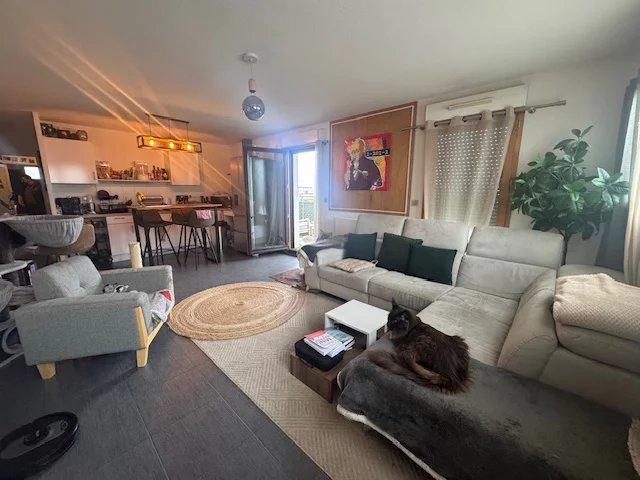 Appartement - 67 m² - 3 pièces