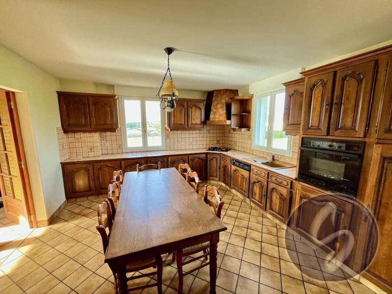 Maison - 177 m² - 6 pièces