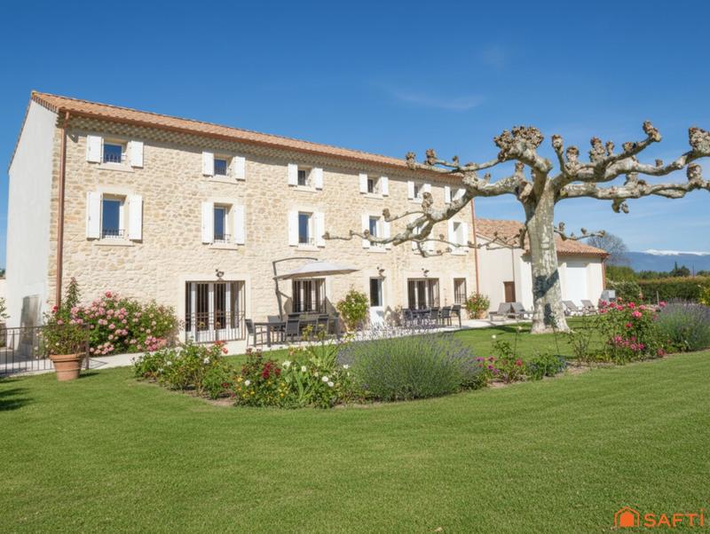 Maison - 627 m² - 21 pièces