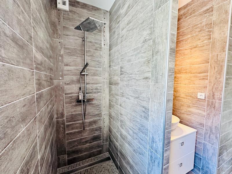 Maison - 174 m² - 6 pièces