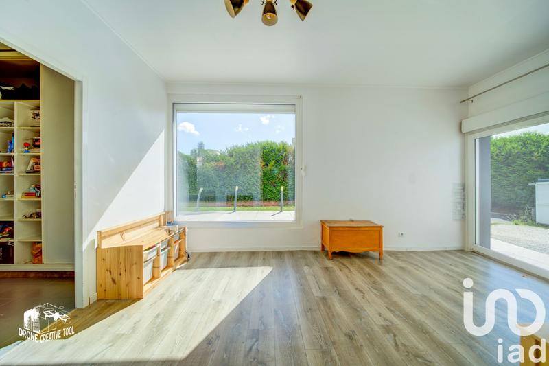 Maison - 230 m² - 7 pièces