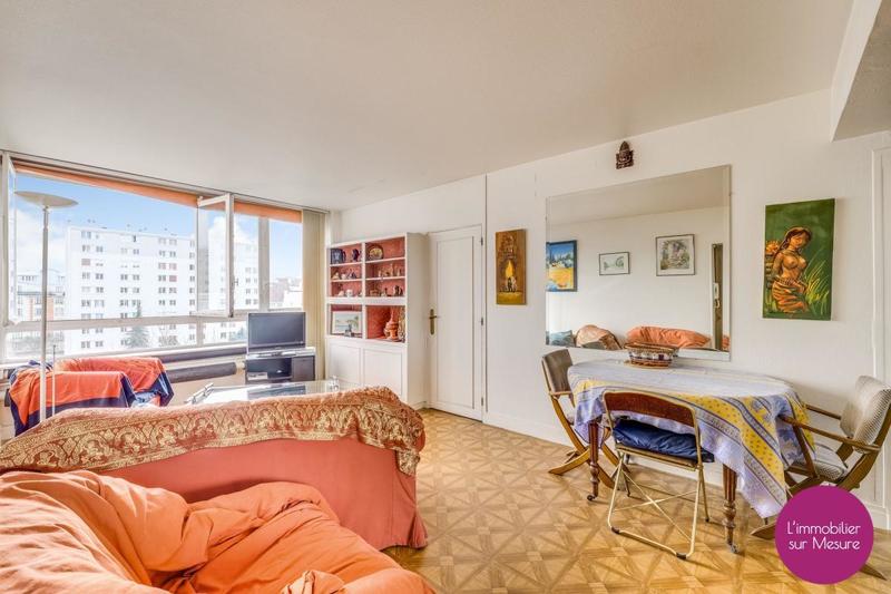 Appartement - 49 m² - 3 pièces