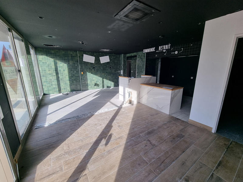 Local commercial - 87 m²