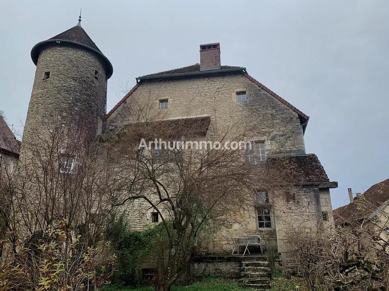 Maison - 273 m² - 11 pièces