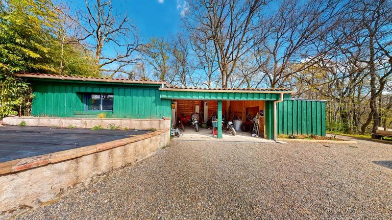 Maison - 268 m² - 7 pièces