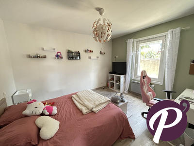 Maison traditionnelle - 145 m² - 4 pièces