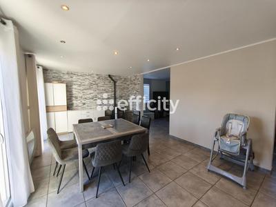 Pavillon - 117 m² - 4 pièces