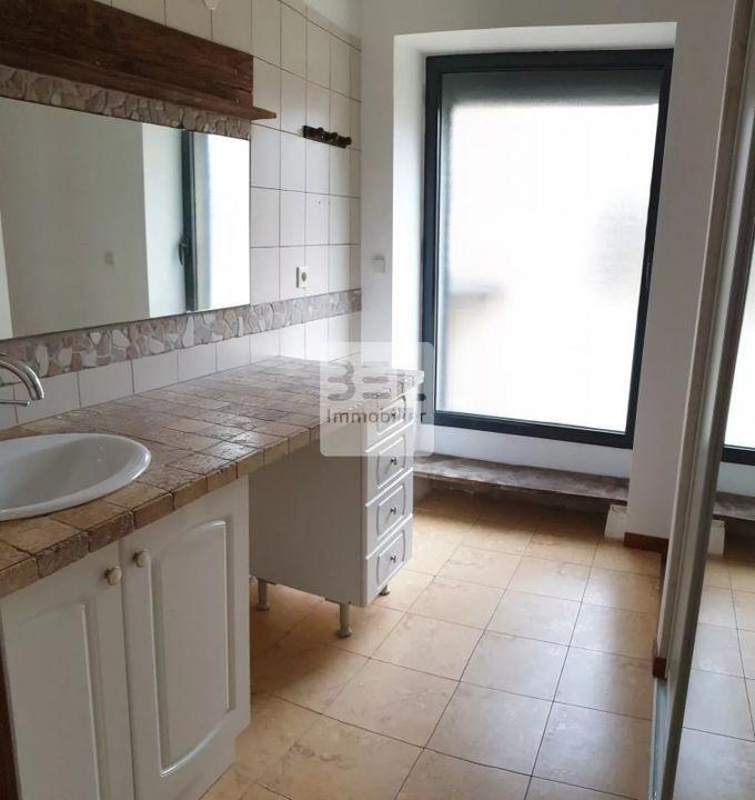 Maison de village - 210 m² - 7 pièces