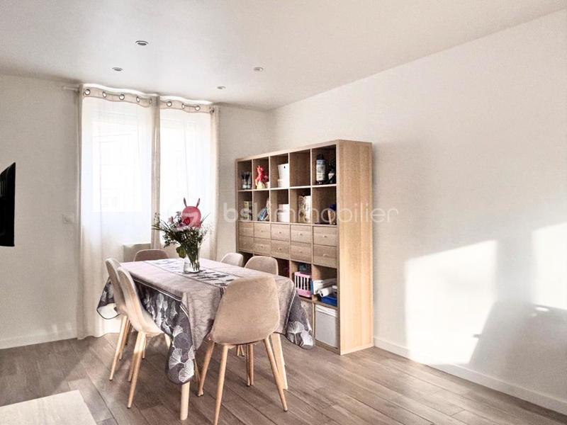 Maison - 72 m² - 5 pièces