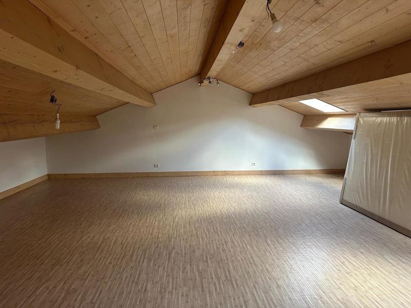 Maison - 64 m² - 5 pièces