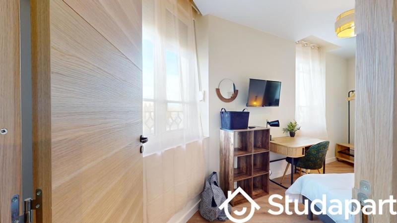 Chambre - 11 m² - 1 pièce