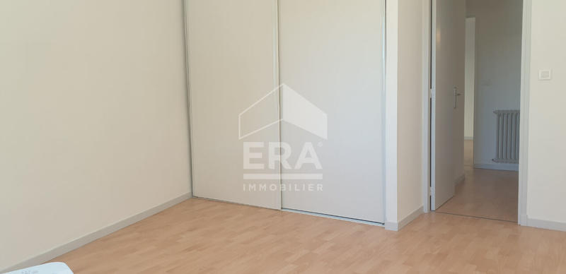 Appartement - 99 m² - 3 pièces