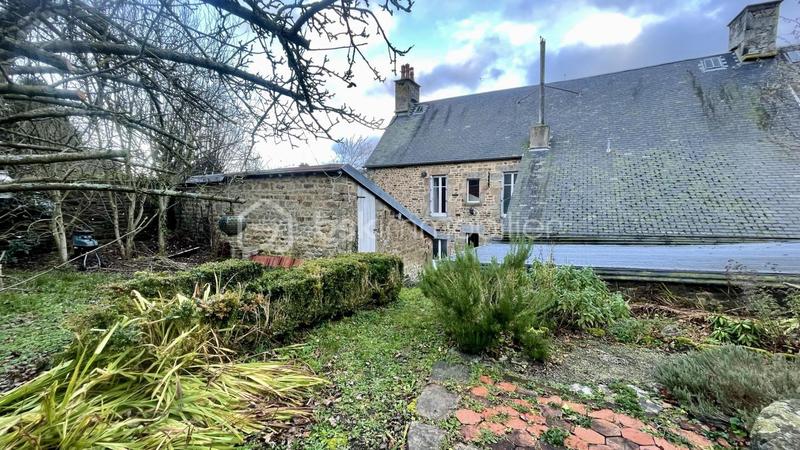 Maison de village - 140 m² - 7 pièces