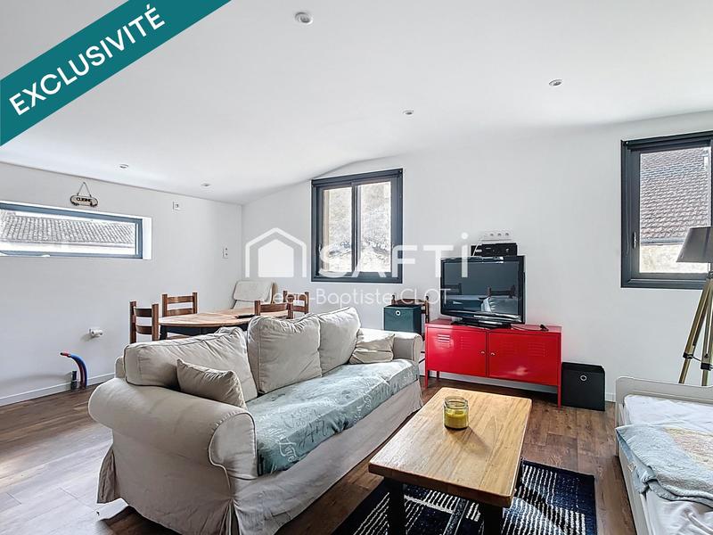 Maison - 270 m² - 7 pièces