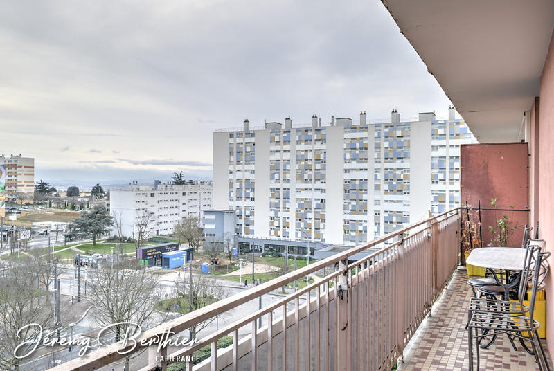 Appartement - 84 m² - 5 pièces