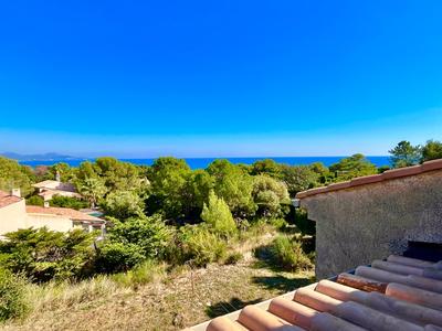 Maison - 178 m² - 5 pièces