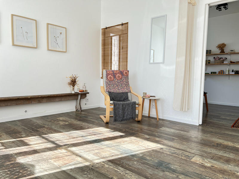 Maison - 225 m² - 9 pièces