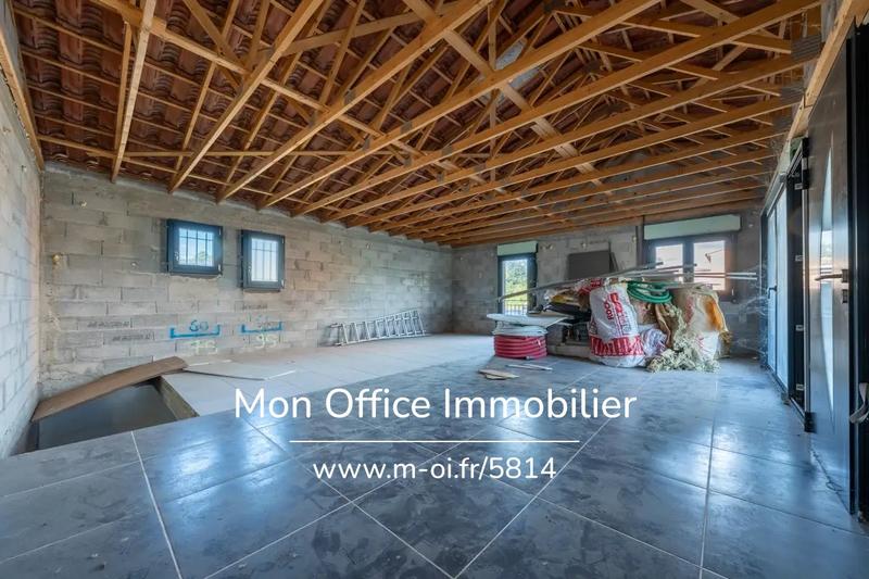 Maison - 120 m² - 2 pièces