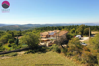 Propriété - 160 m² - 7 pièces