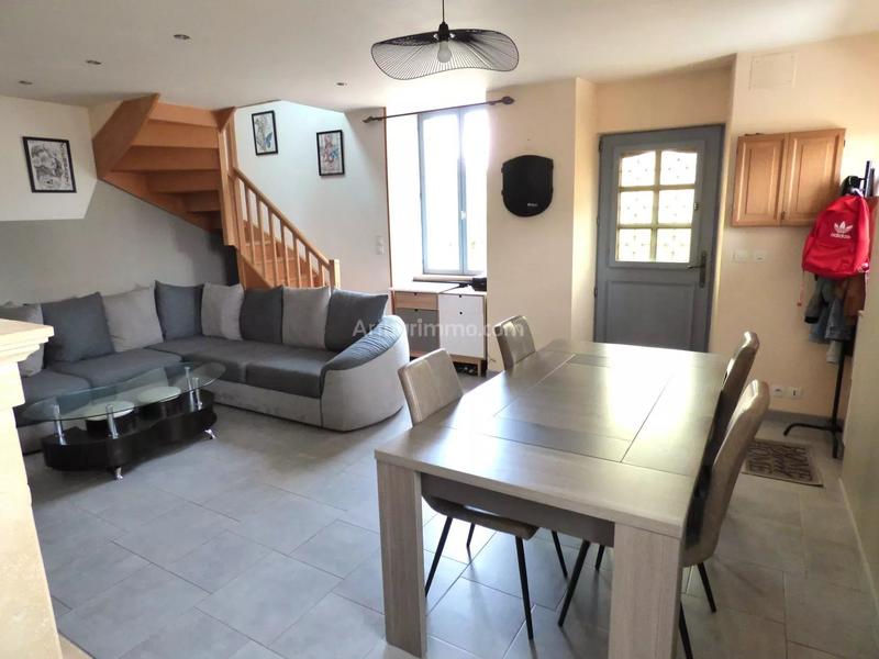 Maison - 105 m² - 8 pièces