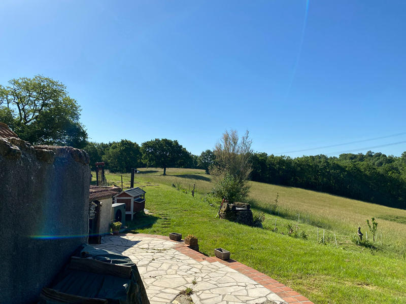 Maison - 320 m² - 12 pièces