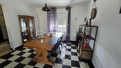 Maison - 122 m² - 5 pièces