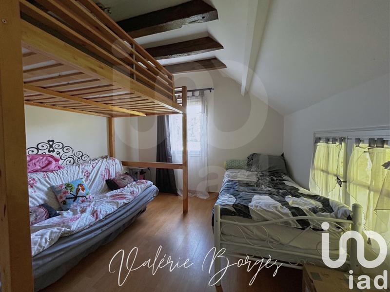 Maison - 210 m² - 7 pièces