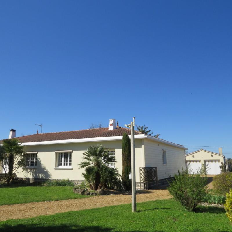 Maison - 180 m² - 8 pièces