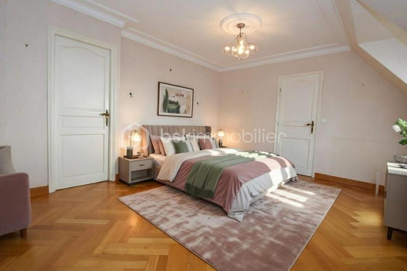 Maison - 167 m² - 6 pièces