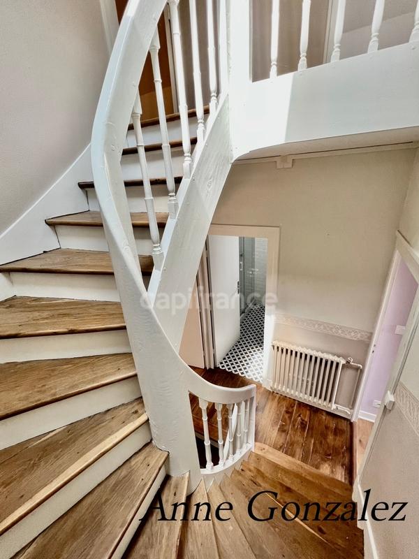 Maison de ville - 130 m² - 6 pièces