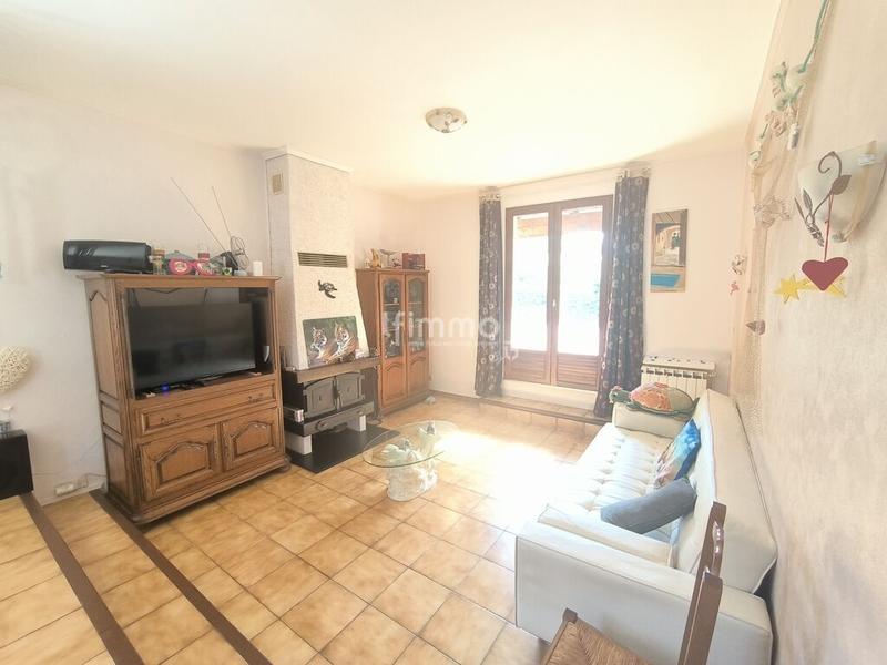Maison - 122 m² - 4 pièces