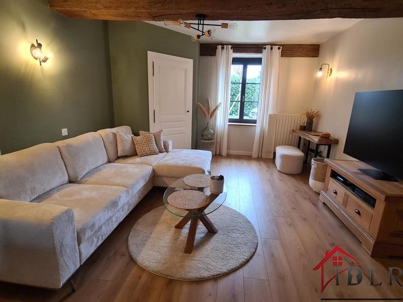 Maison de village - 220 m² - 8 pièces