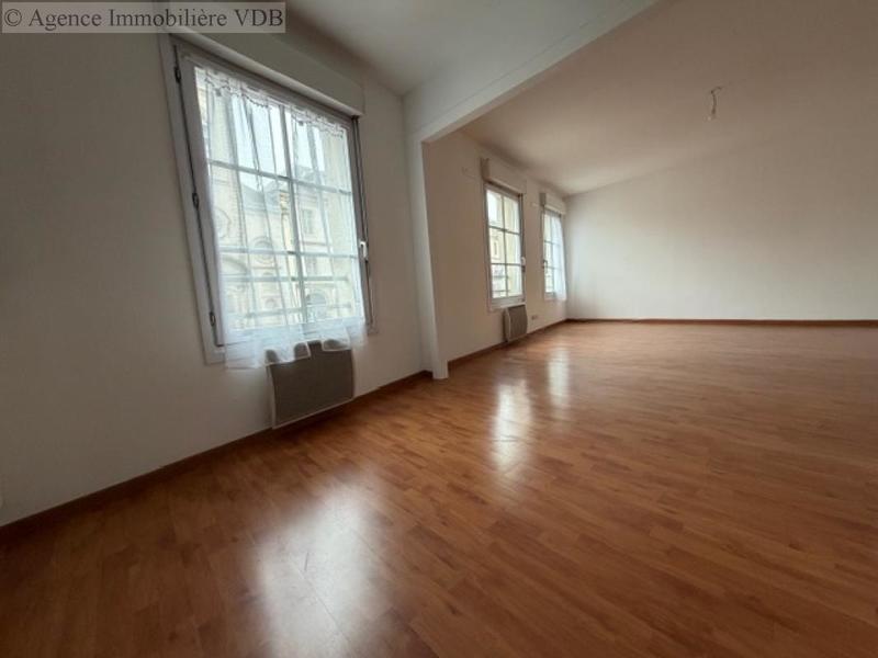 Appartement - 99 m² - 4 pièces