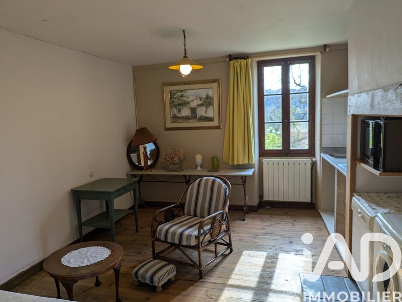 Maison - 217 m² - 6 pièces