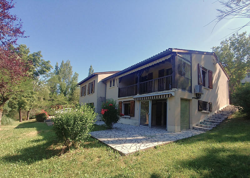 Maison - 172 m² - 6 pièces