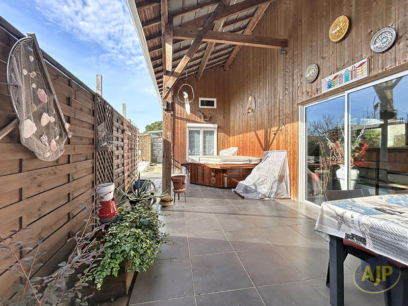 Maison - 144 m² - 5 pièces